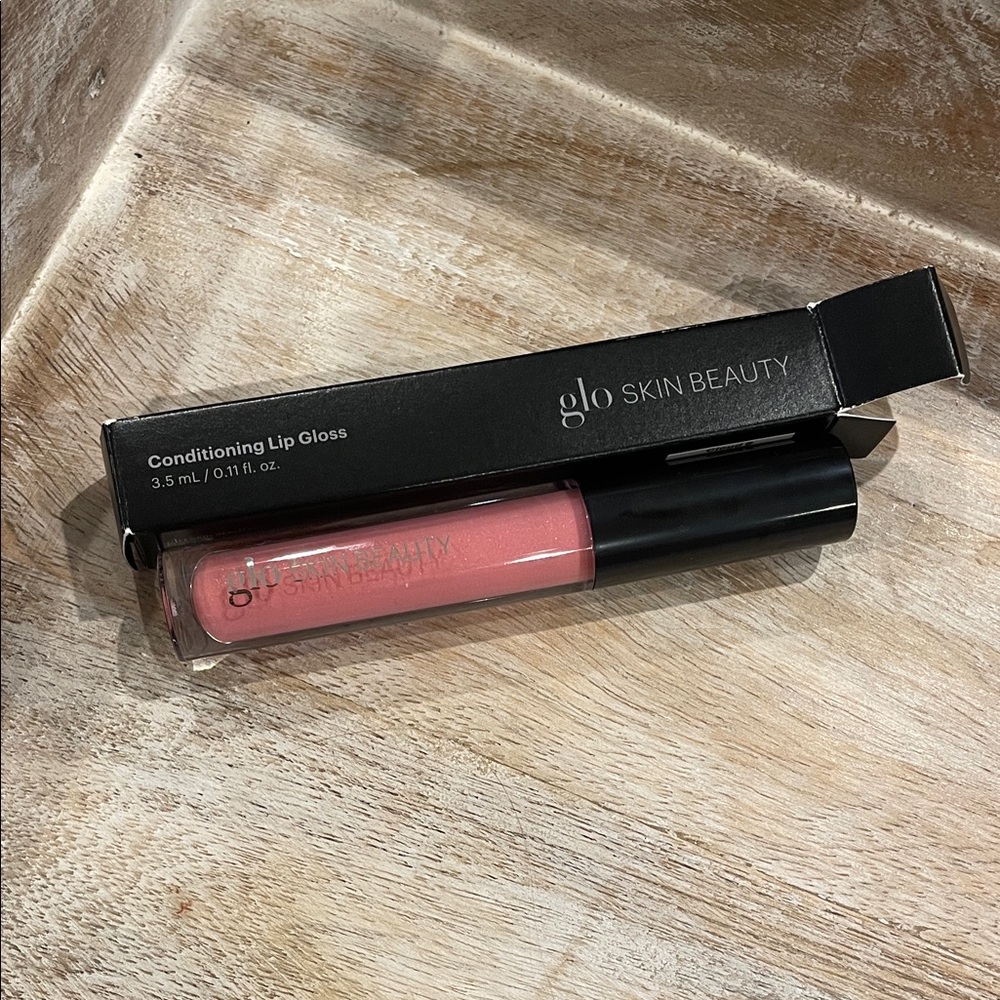 Glo Skin Beauty Conditioning Lip Gloss — Cloud 9